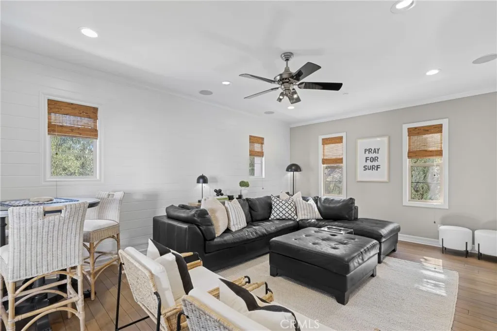 10885 Silverado, Tustin, California 92782 home-pic-25