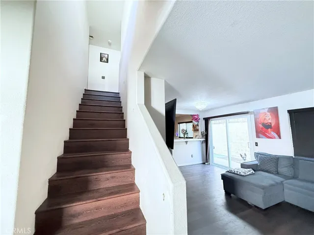 All bedrooms on upper level