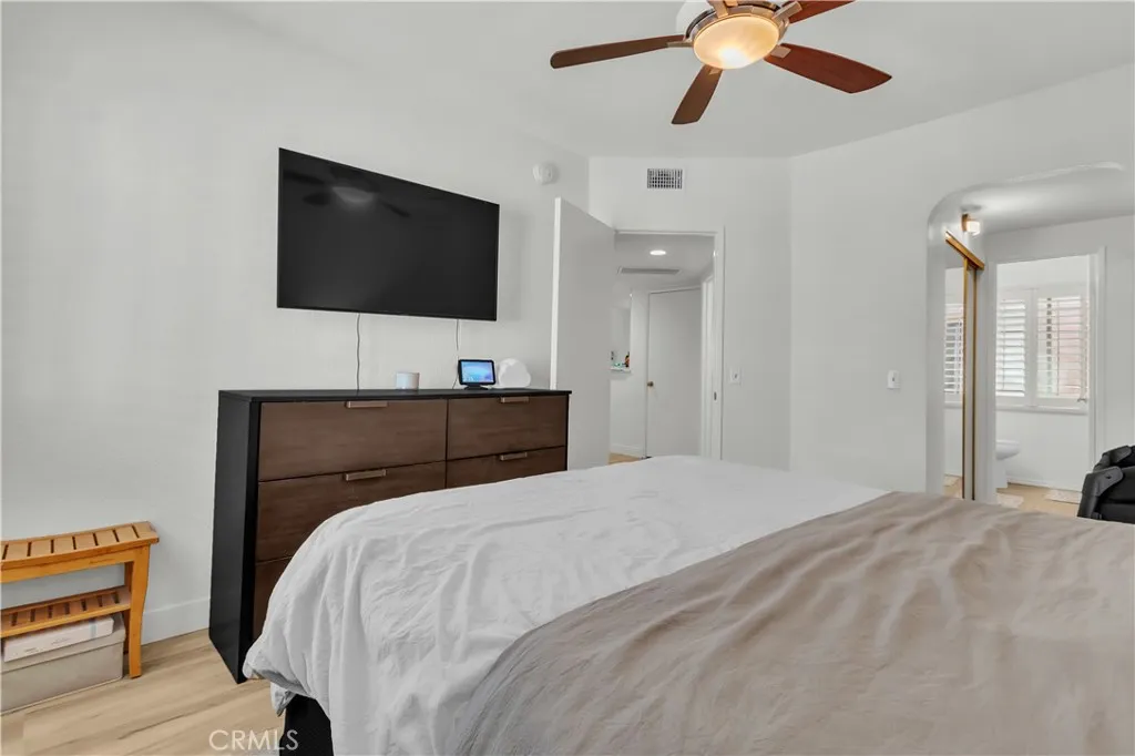 25144 Steinbeck F, Valencia, California 91381 home-pic-19