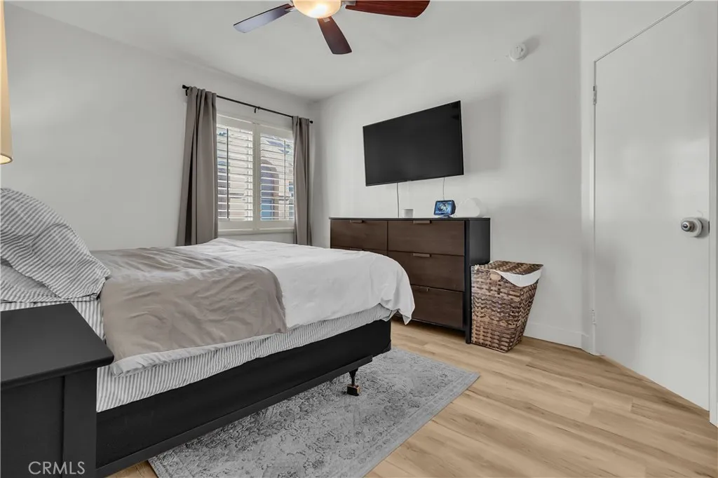 25144 Steinbeck F, Valencia, California 91381 home-pic-17