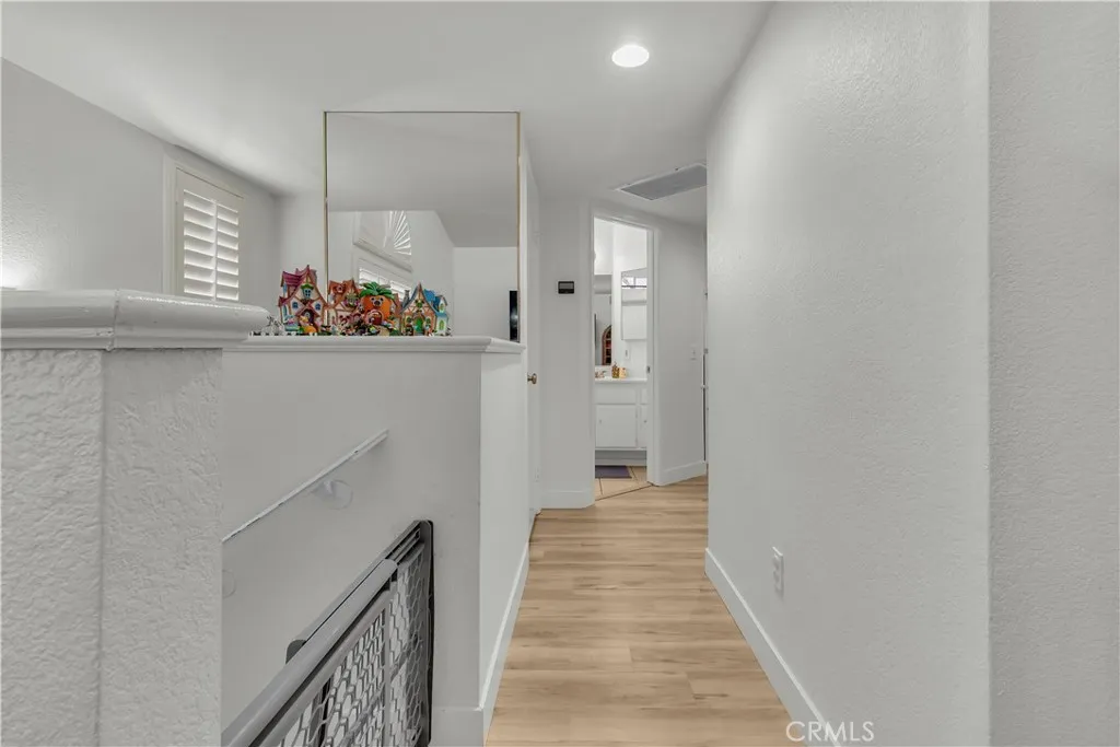 25144 Steinbeck F, Valencia, California 91381 home-pic-13