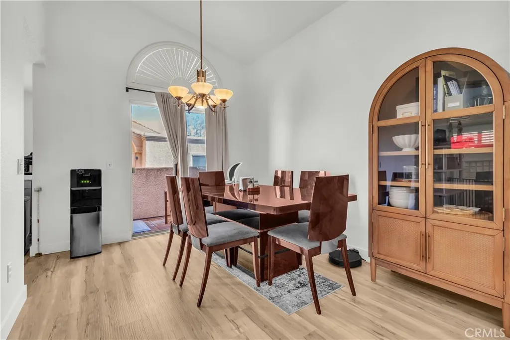 25144 Steinbeck F, Valencia, California 91381 home-pic-7