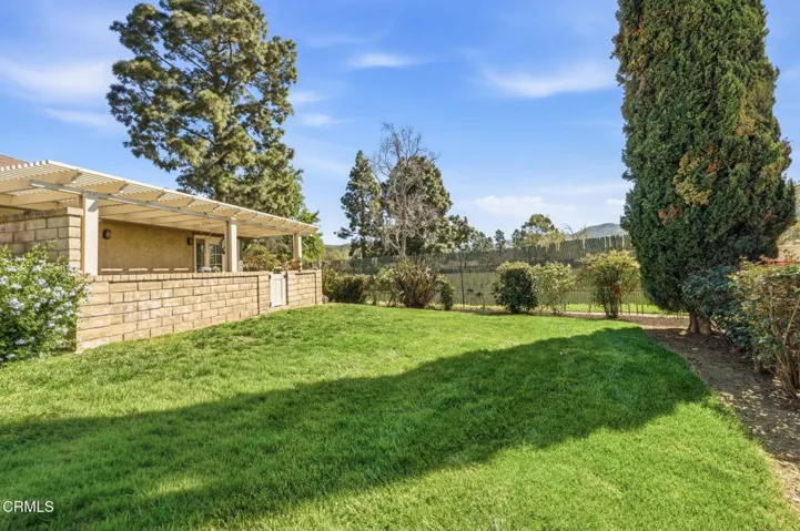 5-web-or-mls-5211-village-5