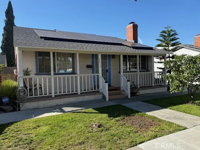 5913 Castana, Lakewood, California 90712 home-pic-3