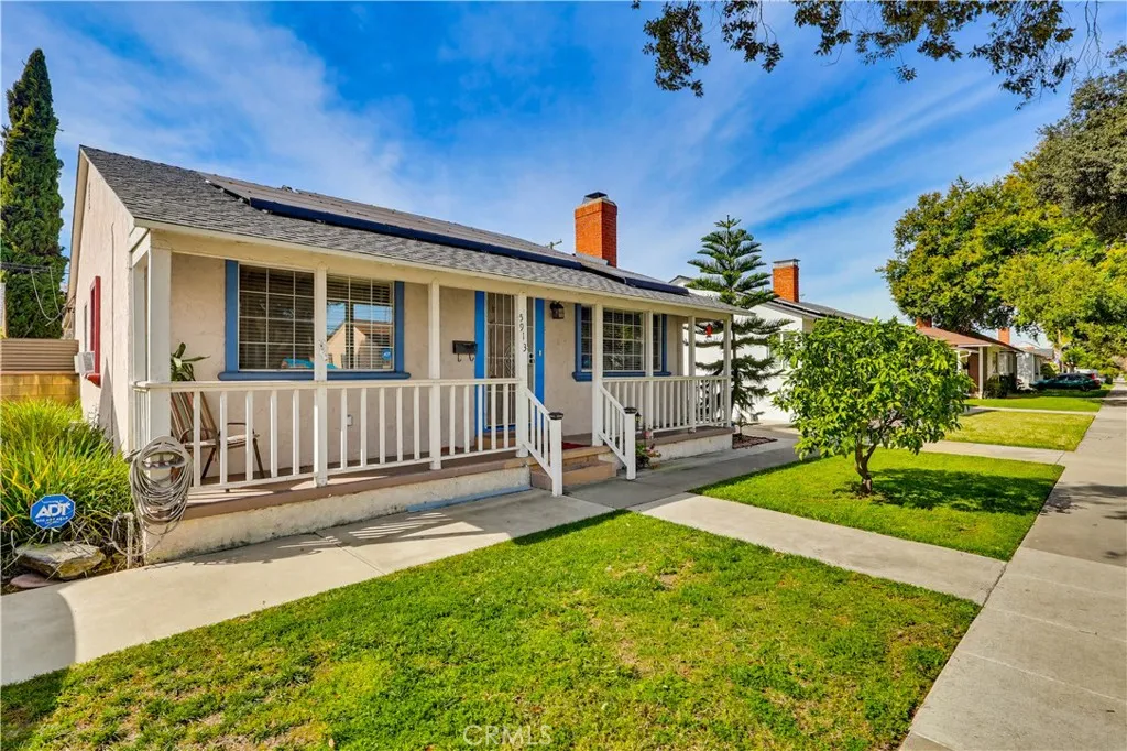 5913 Castana, Lakewood, California 90712 home-pic-7