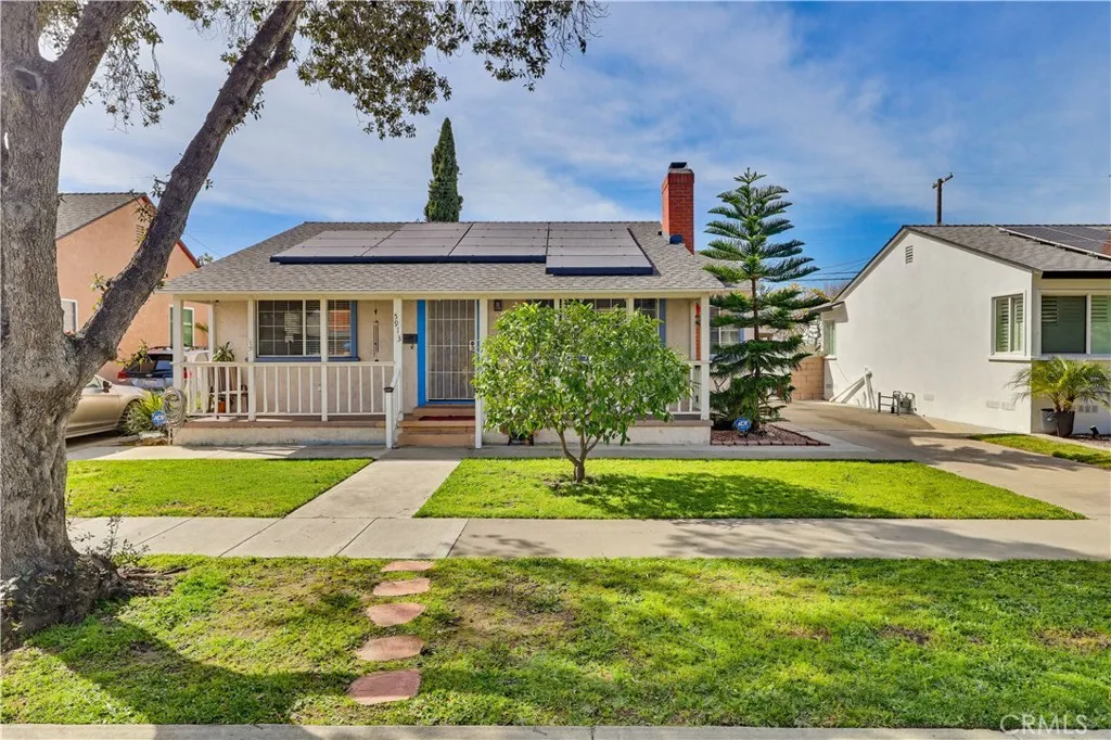 5913 Castana, Lakewood, California 90712 home-pic-2