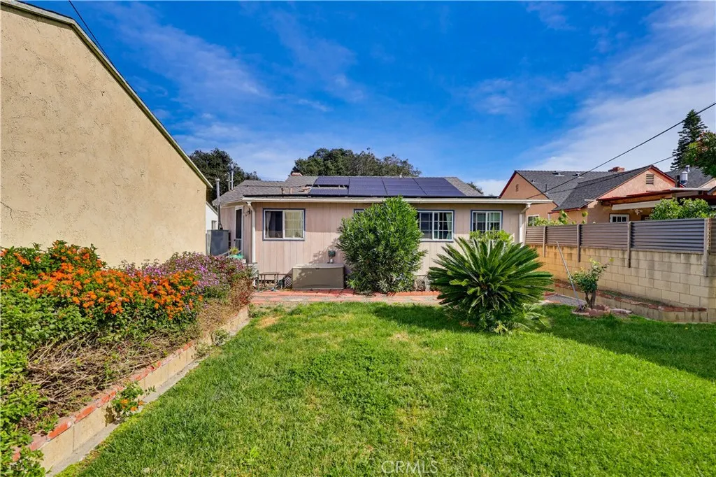 5913 Castana, Lakewood, California 90712 home-pic-39