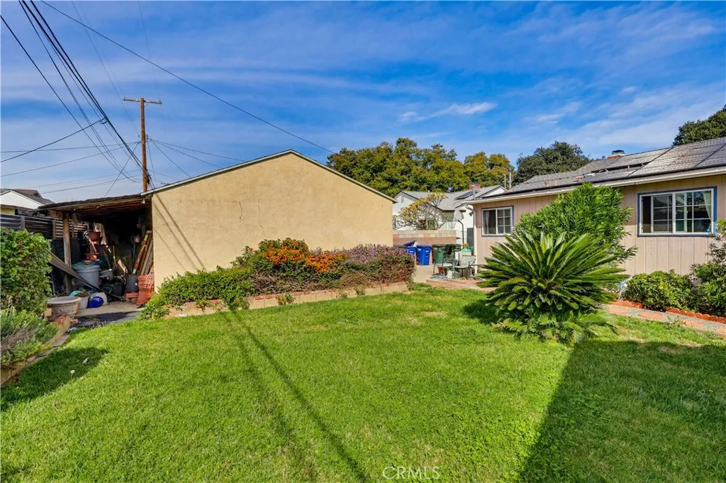 5913 Castana, Lakewood, California 90712 home-pic-41