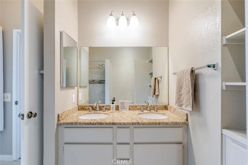 553 Wayland Court, Claremont, California 91711 home-pic-16