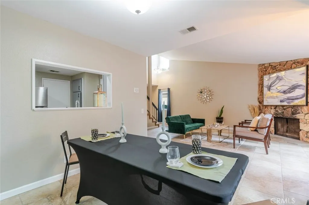 553 Wayland Court, Claremont, California 91711 home-pic-11