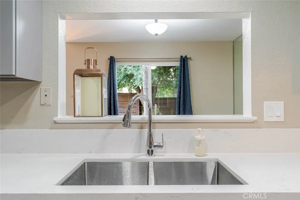 553 Wayland Court, Claremont, California 91711 home-pic-9