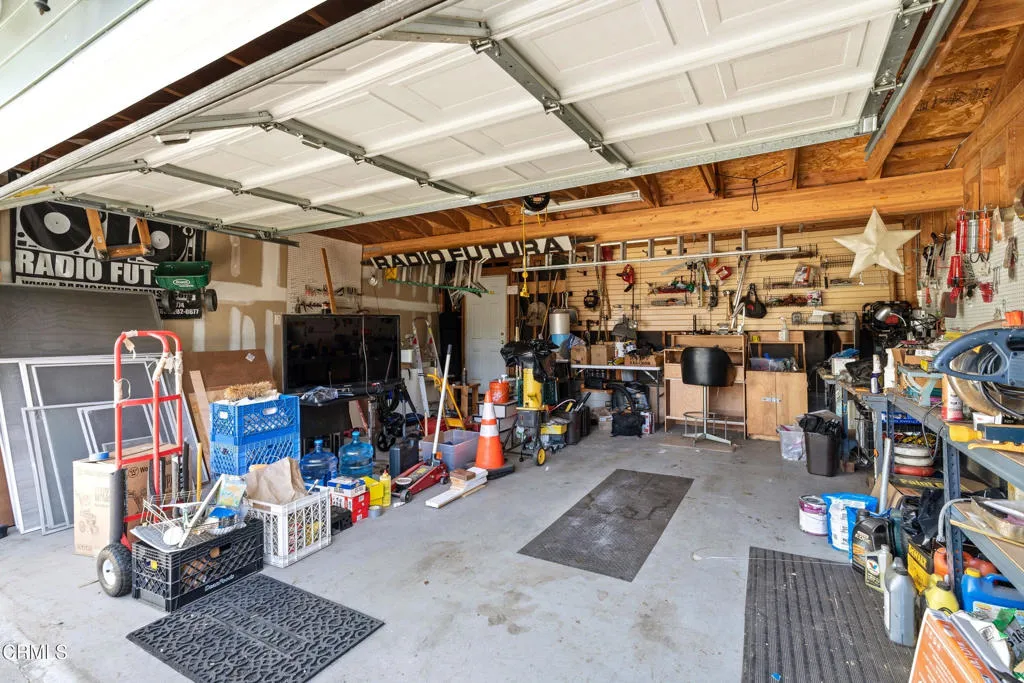 320 Toyon Road, Sierra Madre, California 91024 home-pic-52