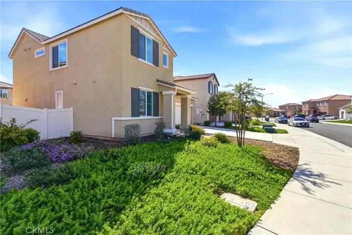 15594 Raptor, Moreno Valley, California 92551