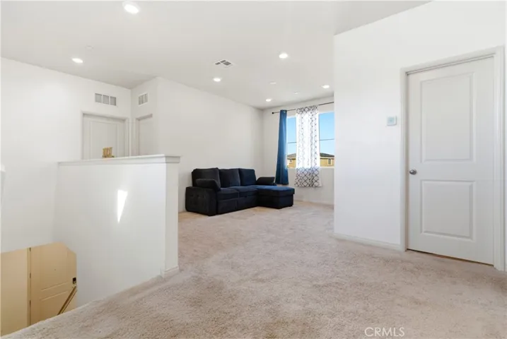 15594 Raptor, Moreno Valley, California 92551