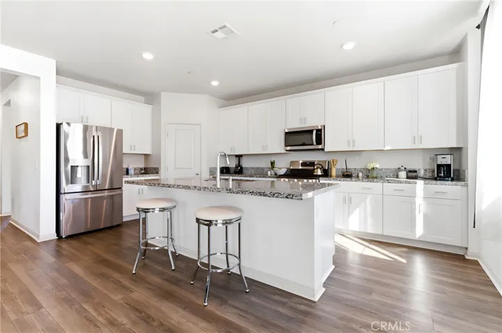 15594 Raptor, Moreno Valley, California 92551