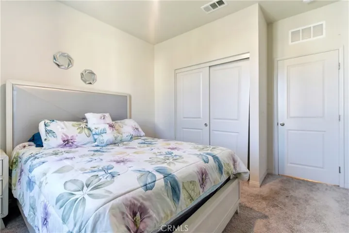 15594 Raptor, Moreno Valley, California 92551