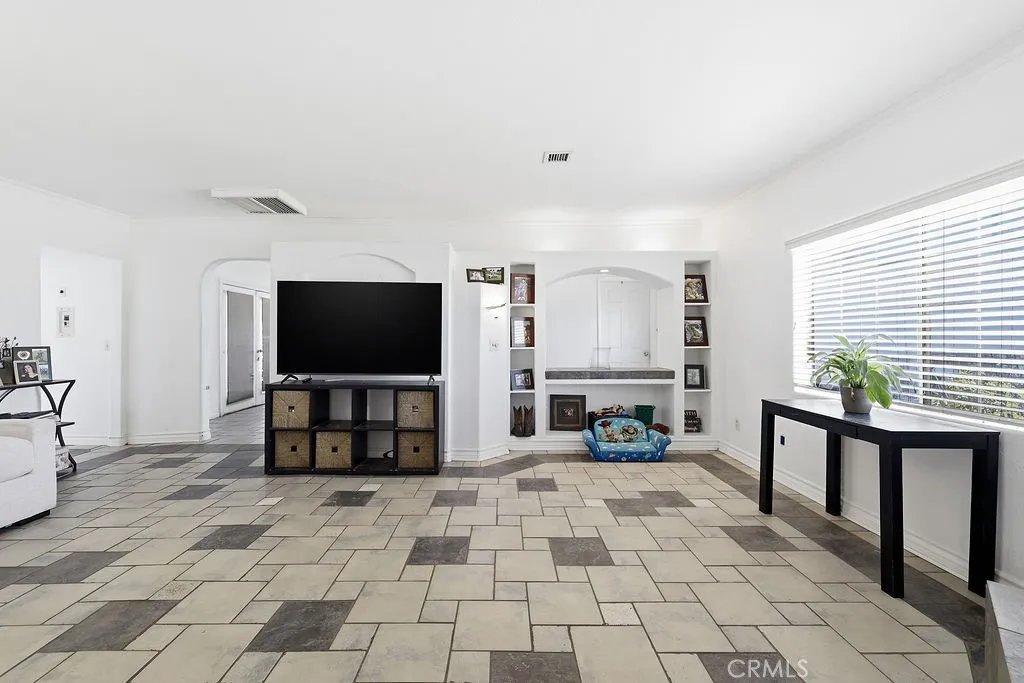 10231 E Avenue R2, Littlerock, California 93543 home-pic-7