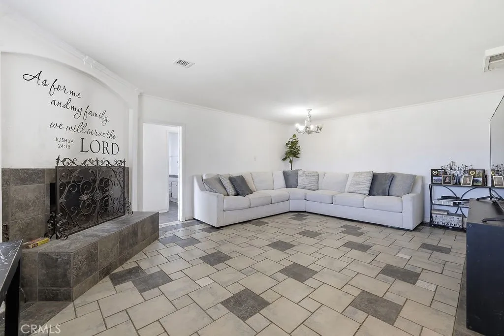 10231 E Avenue R2, Littlerock, California 93543 home-pic-6