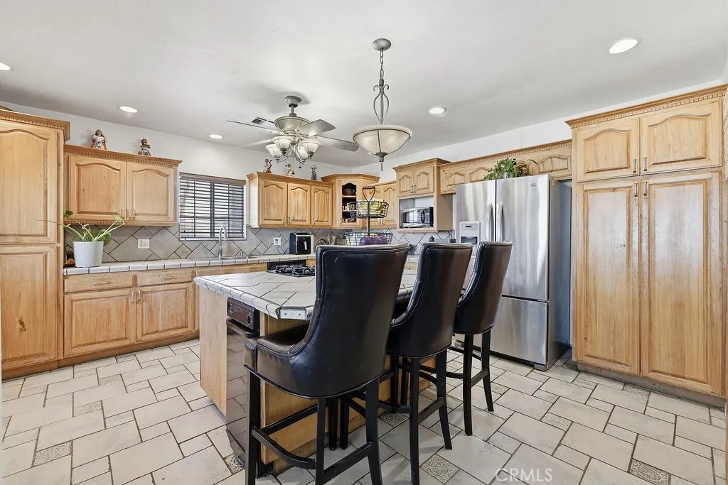 10231 E Avenue R2, Littlerock, California 93543 home-pic-18