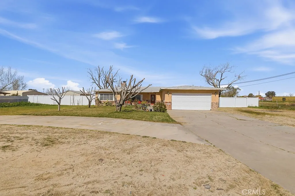 10231 E Avenue R2, Littlerock, California 93543 home-pic-1