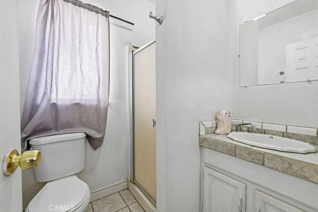 10231 E Avenue R2, Littlerock, California 93543 home-pic-23