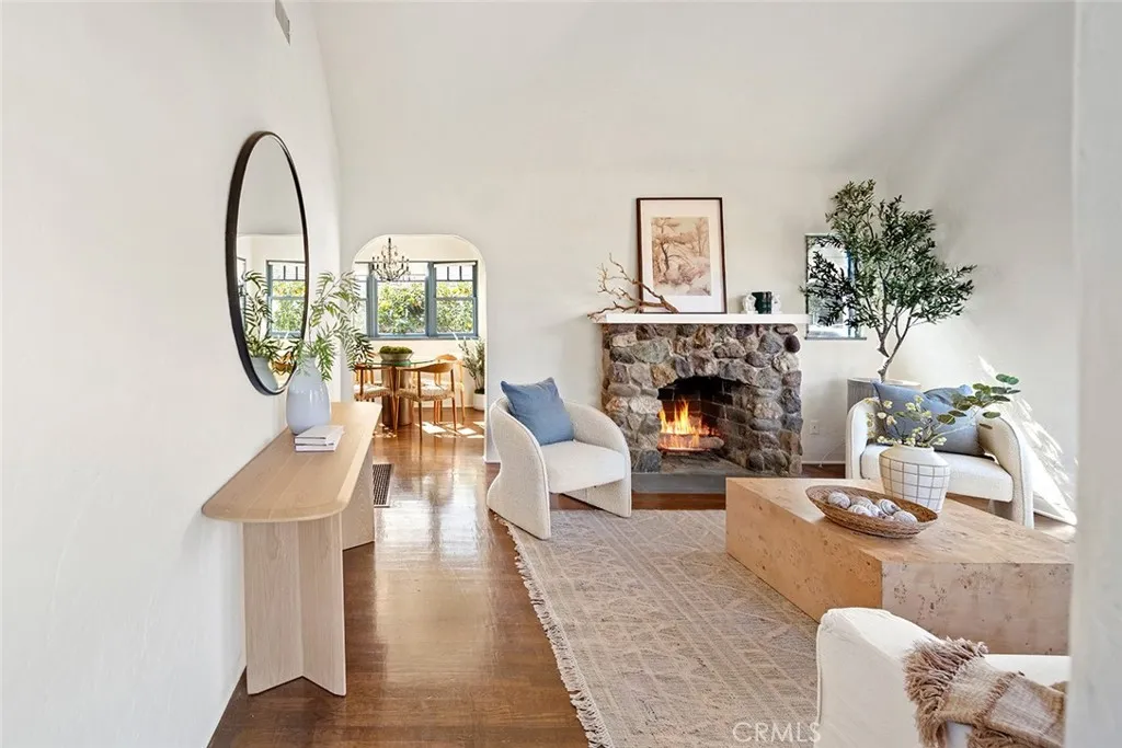 397 Poplar Street, Laguna Beach, California 92651 home-pic-8