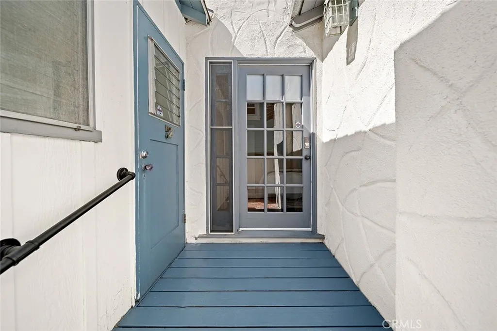 397 Poplar Street, Laguna Beach, California 92651 home-pic-27