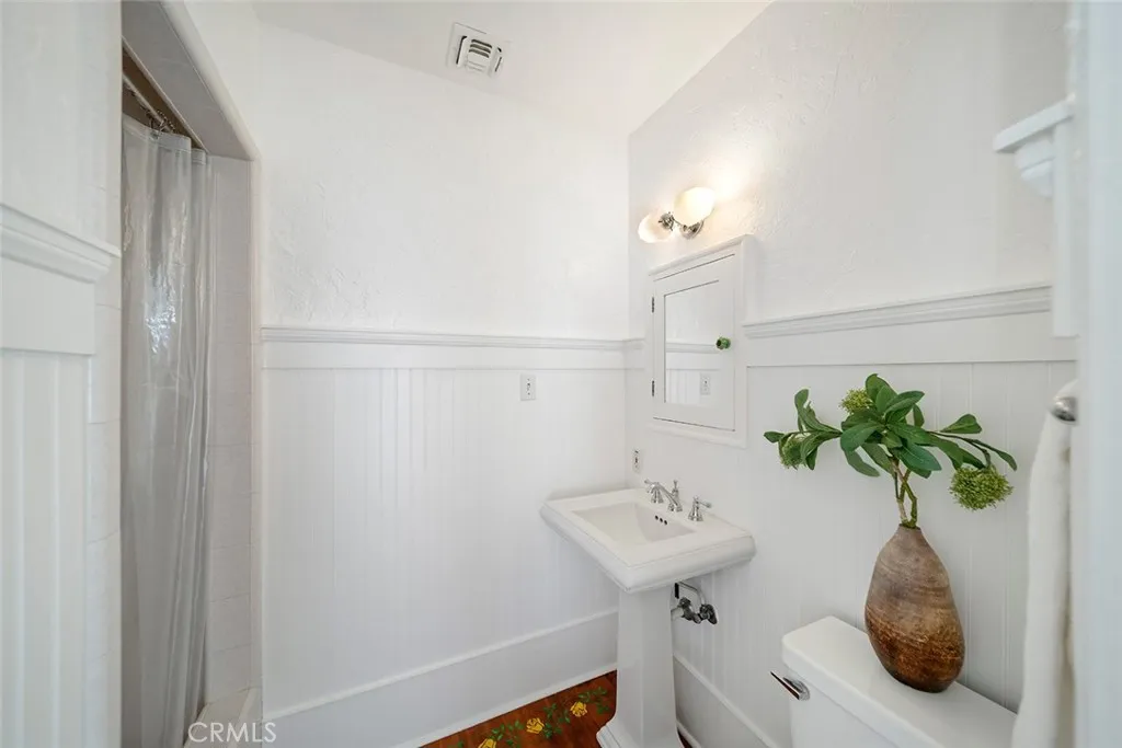 397 Poplar Street, Laguna Beach, California 92651 home-pic-26
