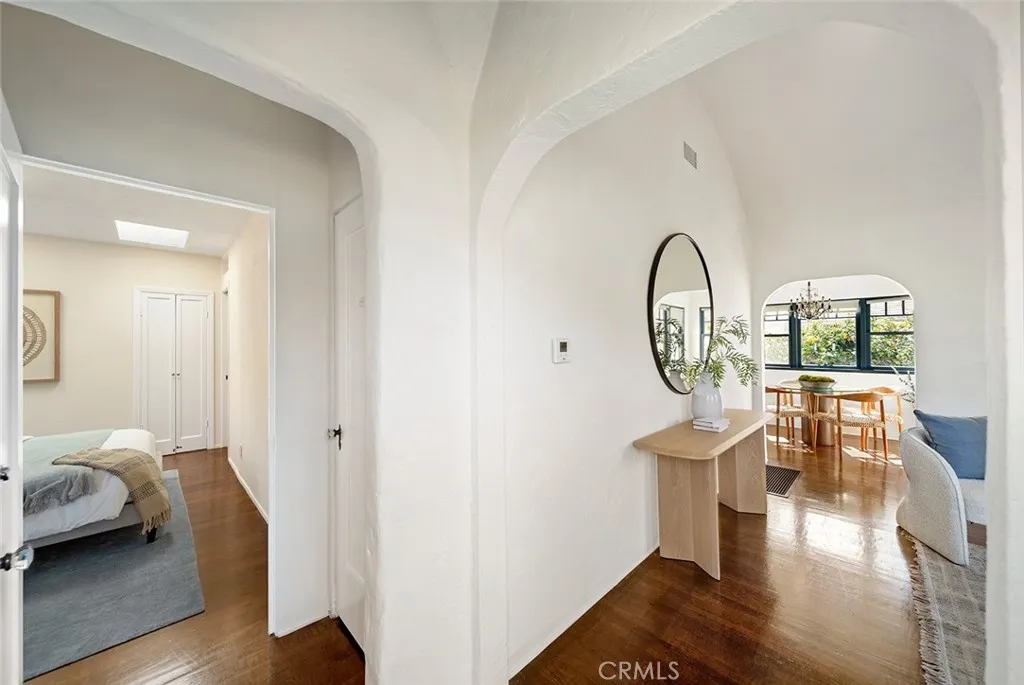 397 Poplar Street, Laguna Beach, California 92651 home-pic-19