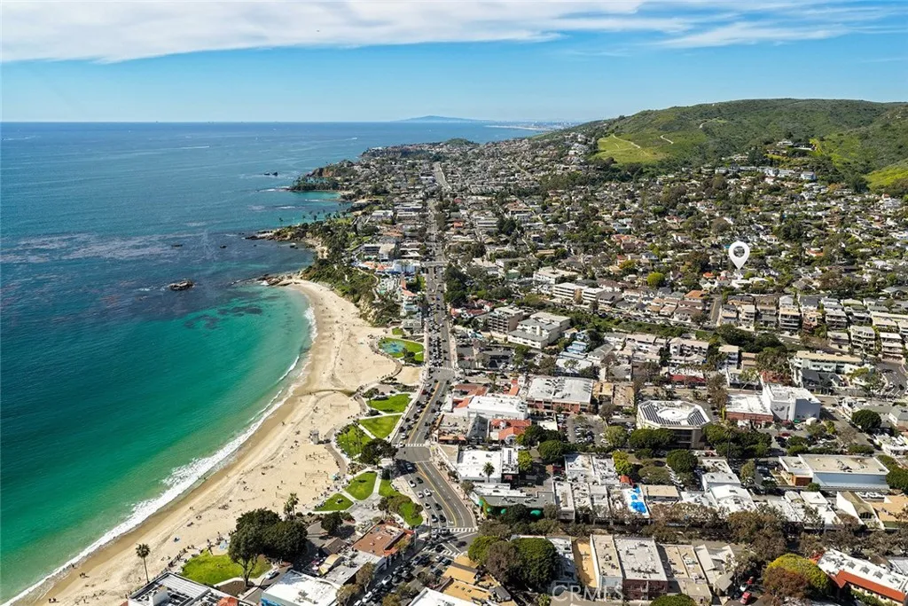 397 Poplar Street, Laguna Beach, California 92651 home-pic-35