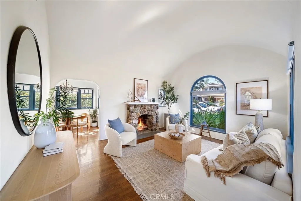 397 Poplar Street, Laguna Beach, California 92651 home-pic-4