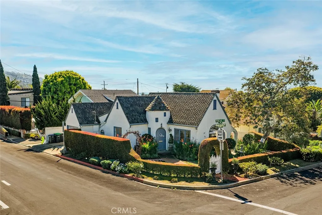 397 Poplar Street, Laguna Beach, California 92651 home-pic-1