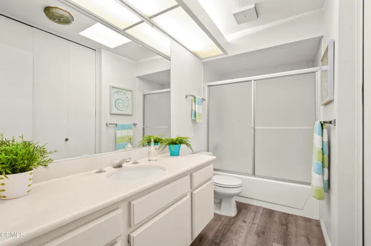 4260 Via Arbolada _330-21