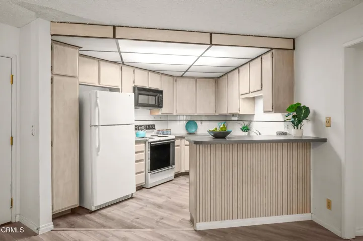 4260 Via Arbolada _330-6