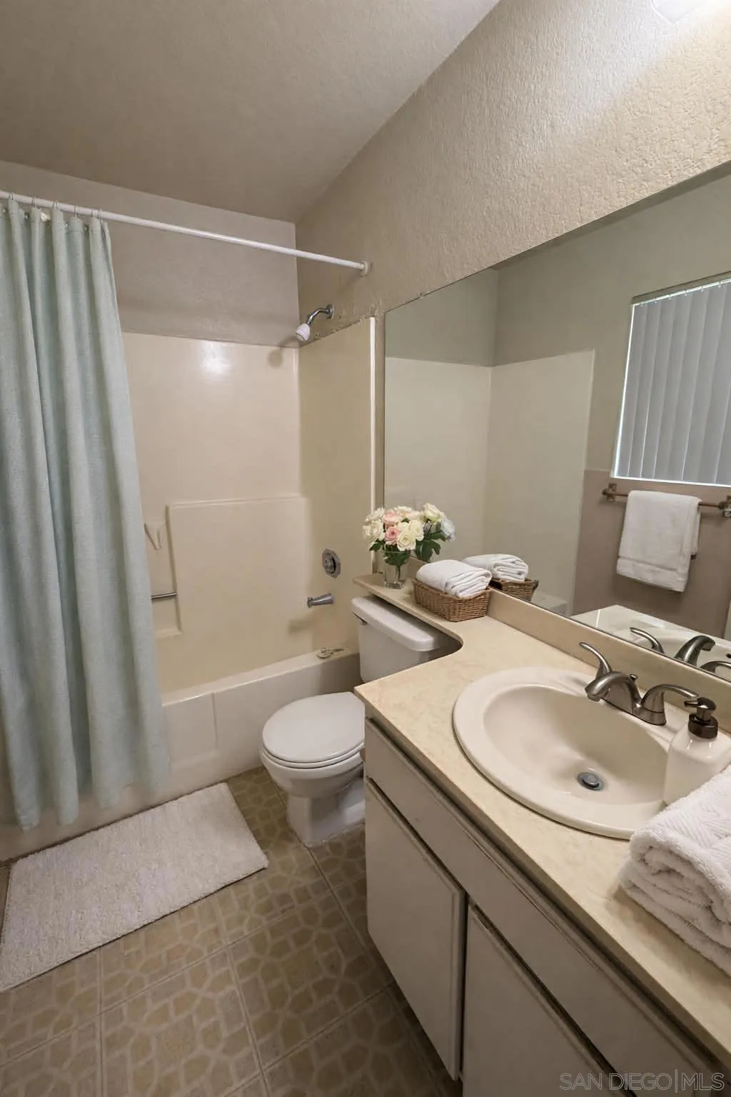 646 Sage Way, San Diego, California 92114 home-pic-38