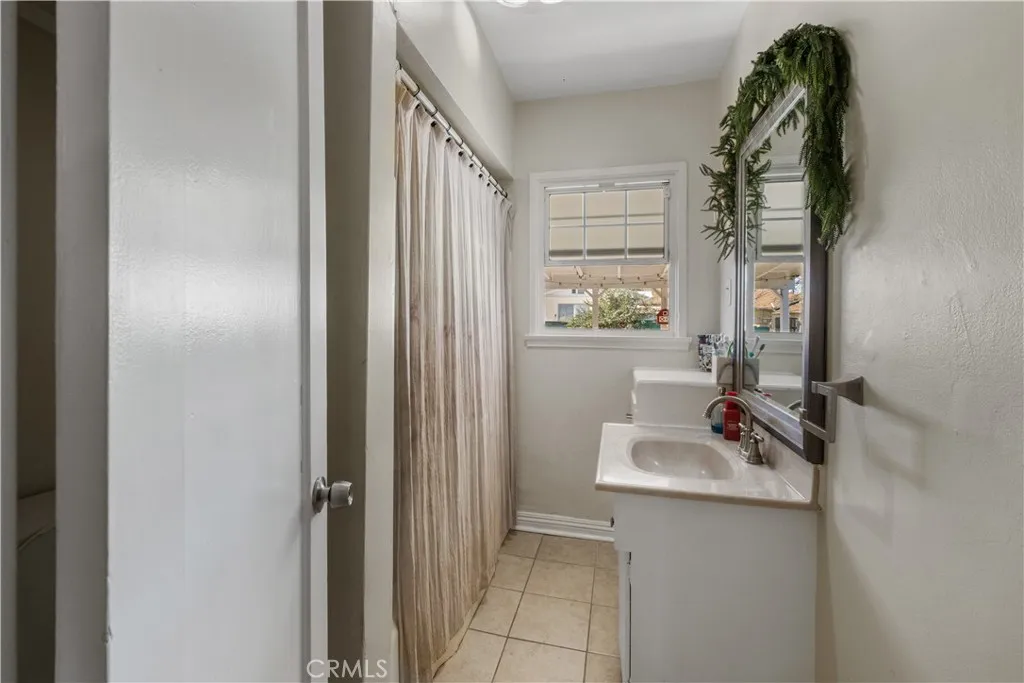 3612 N Pershing, San Bernardino, California 92405 home-pic-12