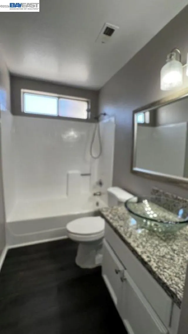 2310 2310 Lightcap St, Lancaster, California 93535 home-pic-14