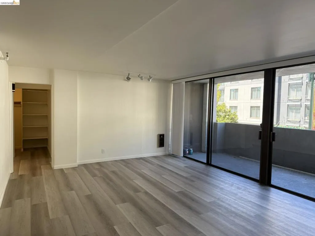 801 801 Franklin St 205, Oakland, California 94607 home-pic-4