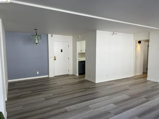 Facing the front door with eating area.