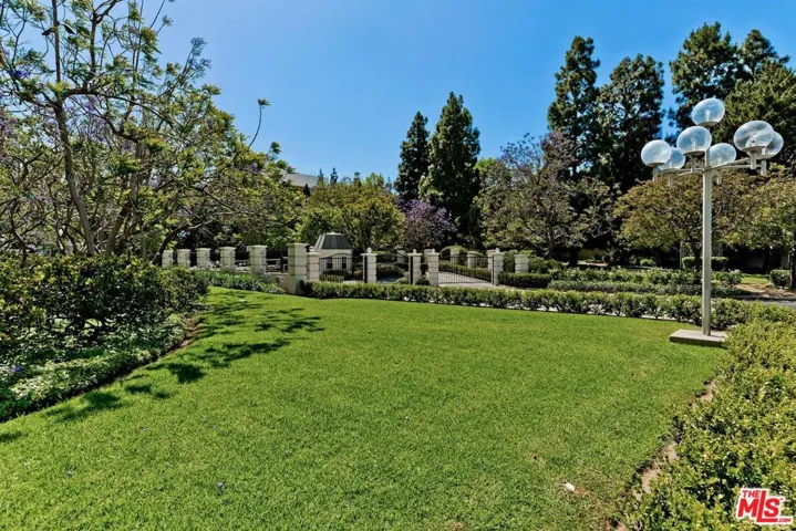 2222 Avenue Of The Stars 1102, Los Angeles, California 90067