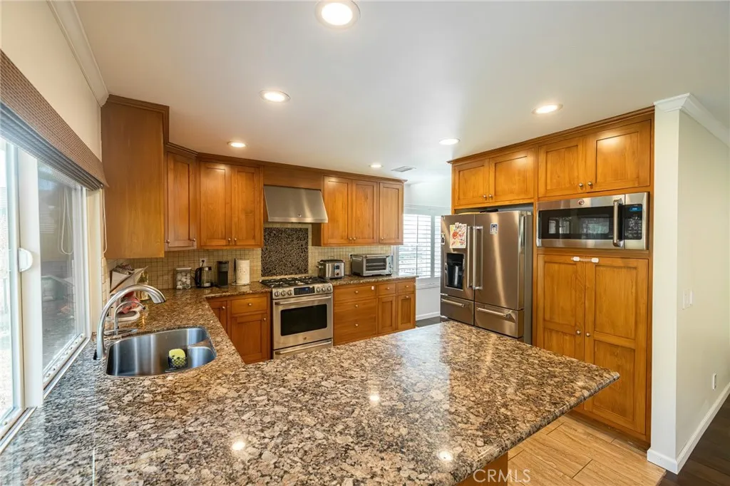 12700 Oakthorn, La Mirada, California 90638 home-pic-10