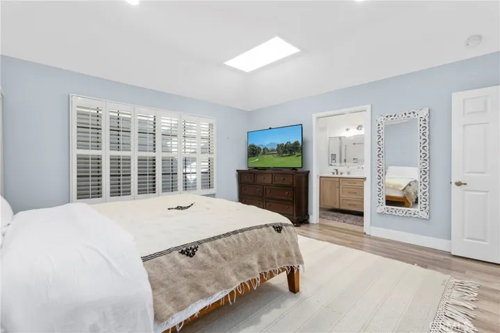 Primary bdrm