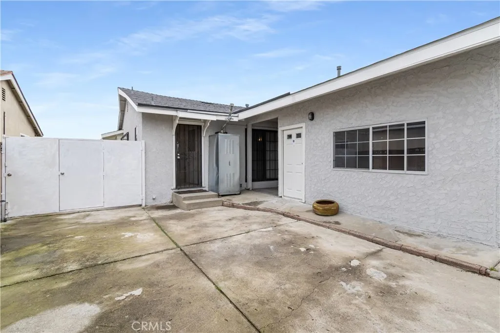20802 Ely Ave, Lakewood, California 90715 home-pic-23