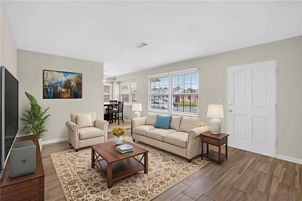 20802 Ely Ave, Lakewood, California 90715 home-pic-29