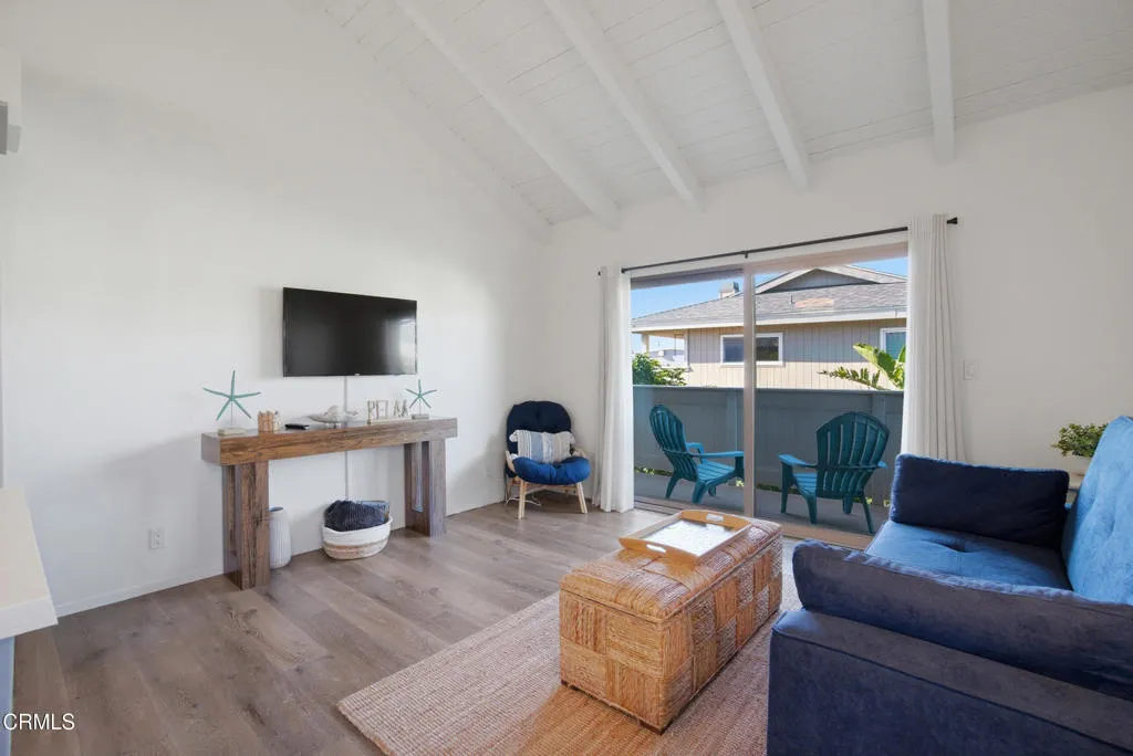 1129 Dover Lane, Ventura, California 93001 home-pic-44