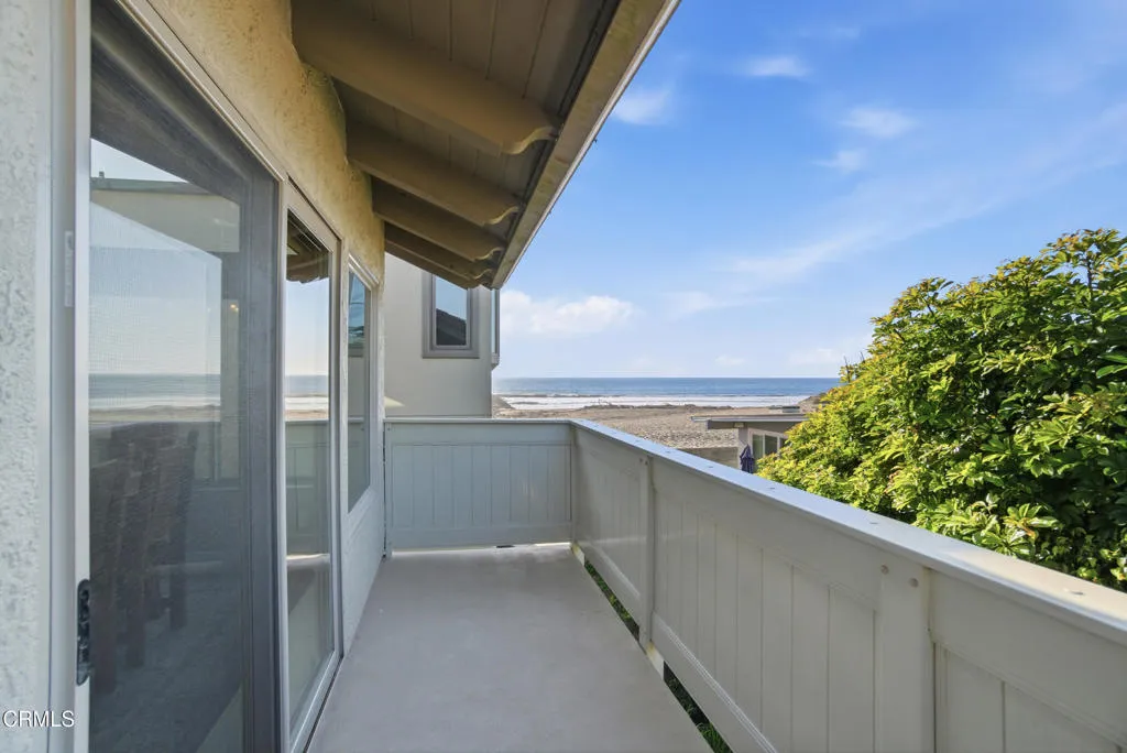 1129 Dover Lane, Ventura, California 93001 home-pic-24