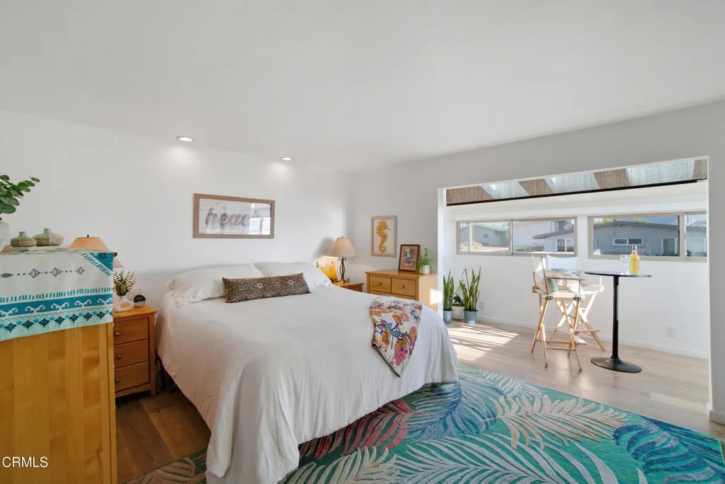 1129 Dover Lane, Ventura, California 93001 home-pic-7