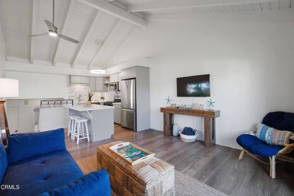 1129 Dover Lane, Ventura, California 93001 home-pic-46