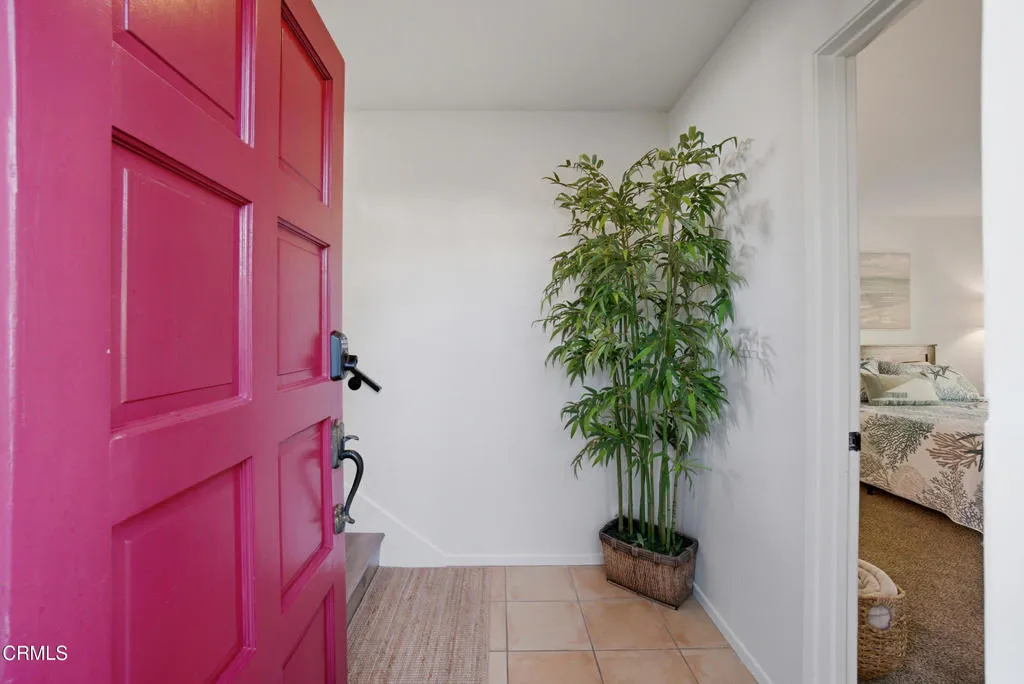 1129 Dover Lane, Ventura, California 93001 home-pic-33