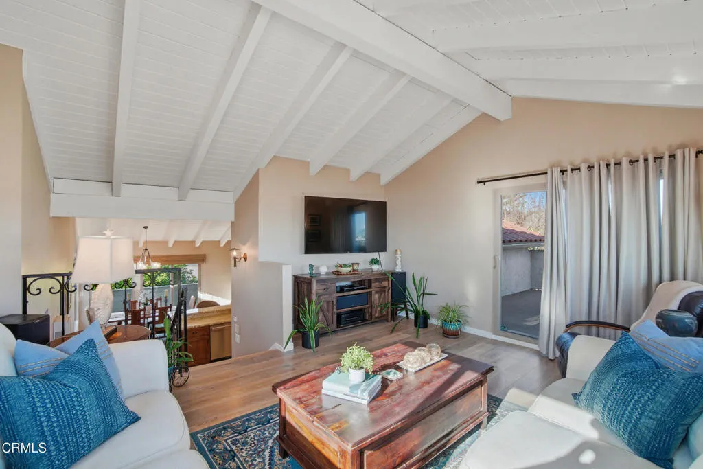 1129 Dover Lane, Ventura, California 93001 home-pic-26